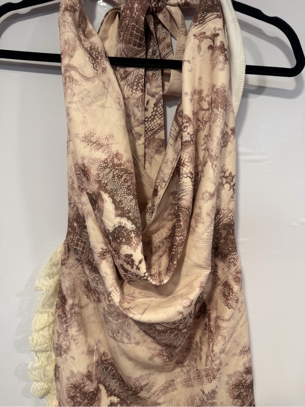 NWT Prettylittlething Stone printed cowl neck frill dress - Picture 2 of 4